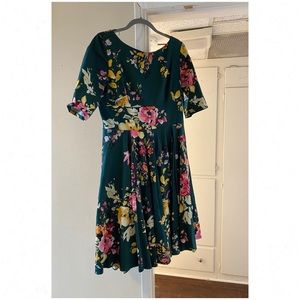 Floral vintage dress